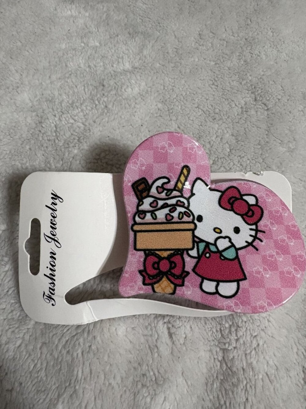 NWT New Pink Checkered Hello Kitty Heart-Shaped Hair Claw Clip Accessory